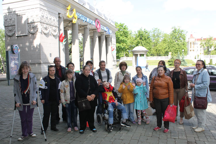 Дети с ОПФР посетили фестиваль Крылы Дзяцинства