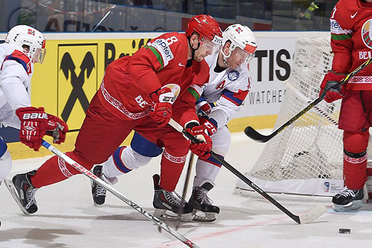 Сборная Беларуси обыграла Норвегию и вышла в плей-офф ЧМ по хоккею