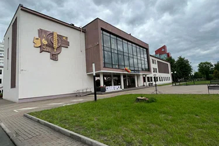 Внешняя проекция у Дворца культуры — новый акцент в облике Солигорска