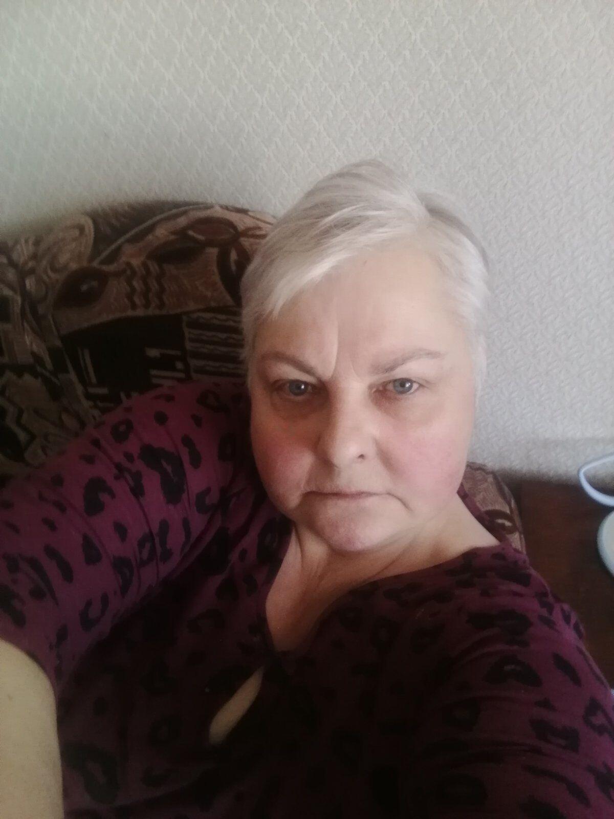 Ищу работу сиделкой, помощь по дому