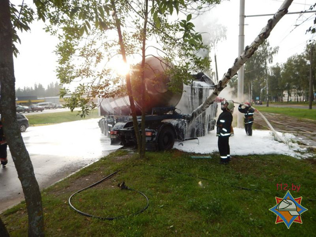 грузовик с газовой цистерной, пожар, Новополоцк