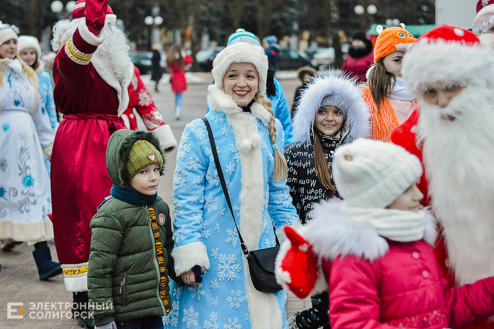 парад дедов морозов солигорск