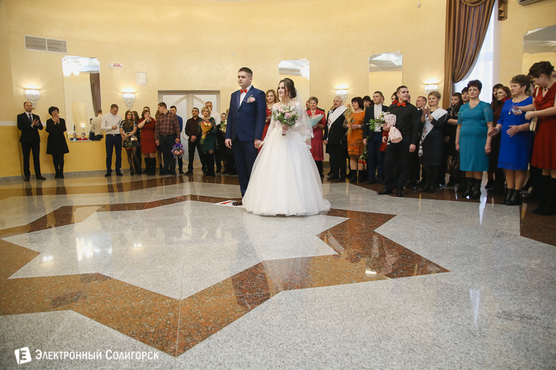 жених и невеста Солигорск