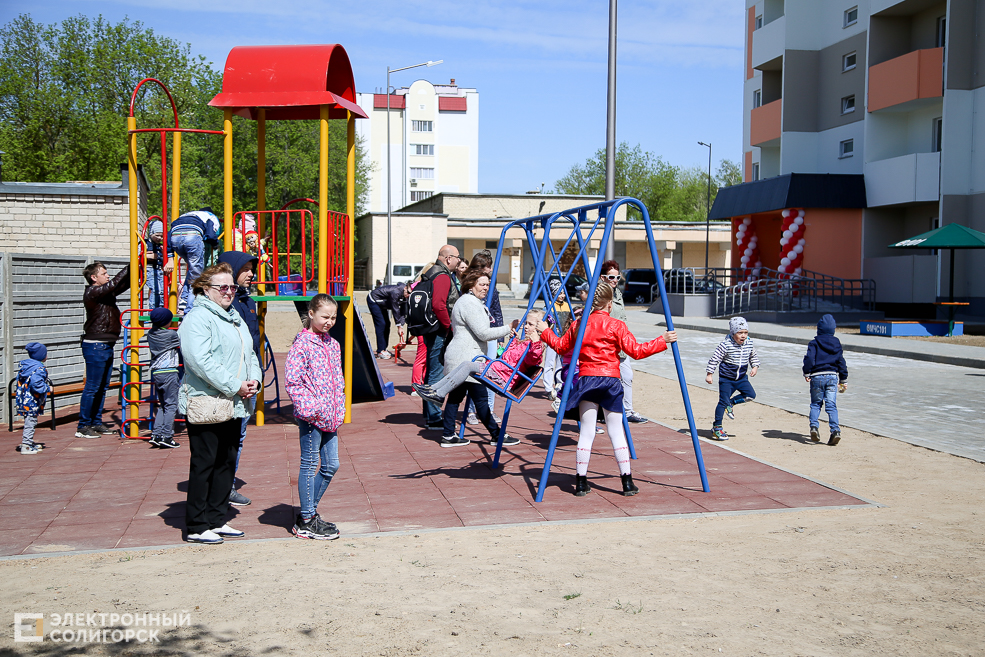 детская площадка солигорск