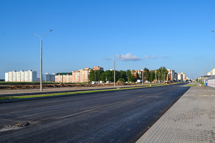 У нас спрашивают: почему ещё перекрыта дорога на Судиловского? А когда откроют?