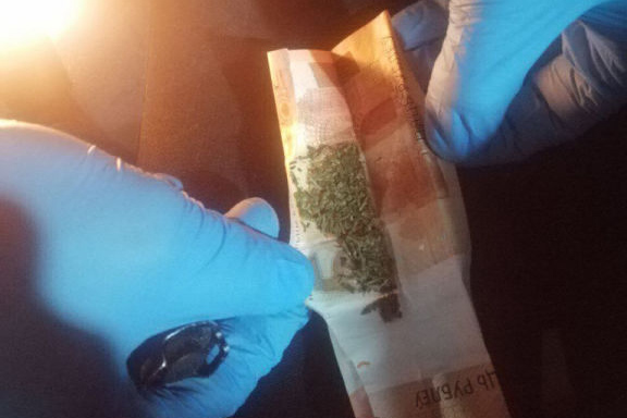 Солигорчанка шла за метадоном, задержали с марихуаной