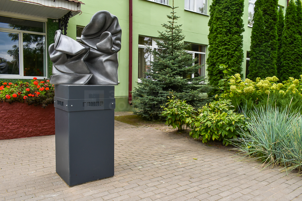 Скульптура Спецовки в Солигорске