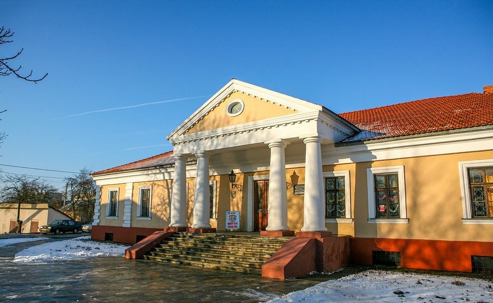 Здание дворянского собрания в Слуцке