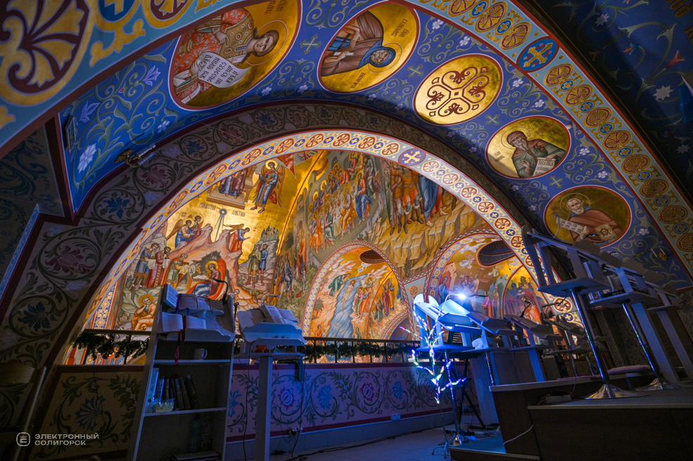 Вечерняя литургия в кафедральном соборе Солигорска