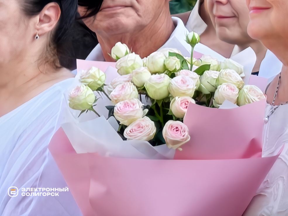 Торжественная линейка в сш 3 Солигорска