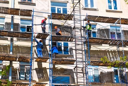 Нужно ли платить за капитальный ремонт дома собственнику нежилого помещения? Рассказываем