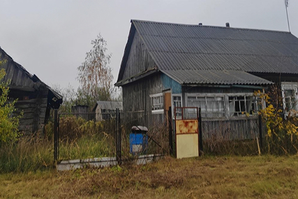 Домик в деревне? Легко. Смотрим, что продают за 1 базовую в Солигорском, Слуцком и Любанском районах