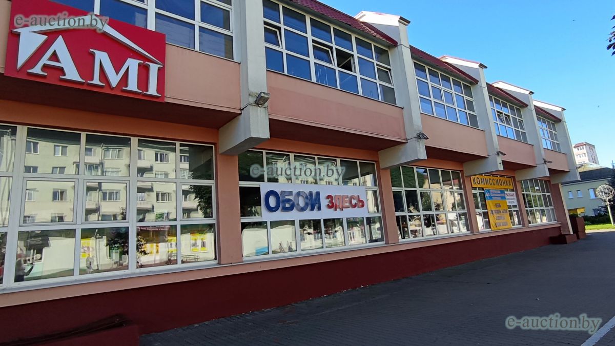 Продается Дом торговли в Слуцке