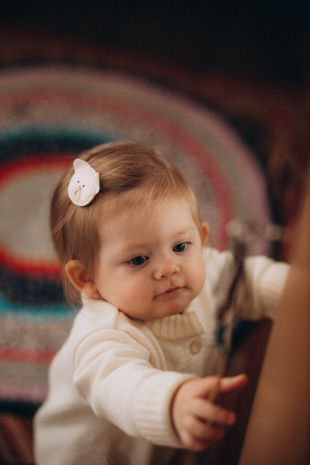 Фотосессия маленькой солигорчанки Сафины с прабабушкой Ниной Ильиничной