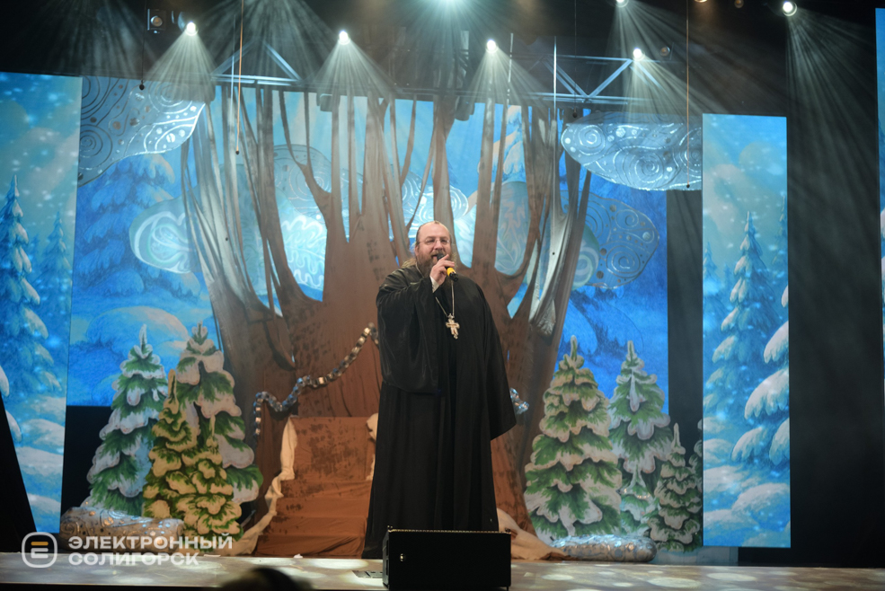 VIII епархиальная Рождественская ёлка в Солигорске