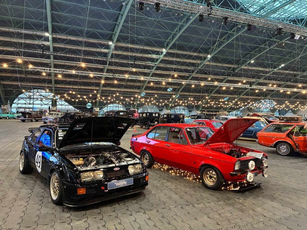 Ford_77