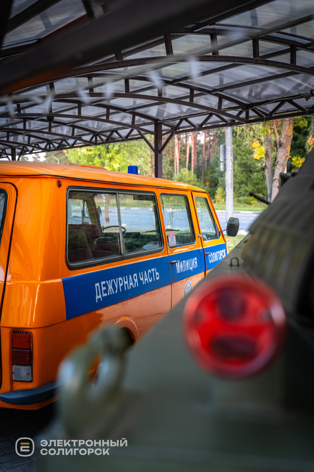 Выставка ретро автомобилей в Солигорске