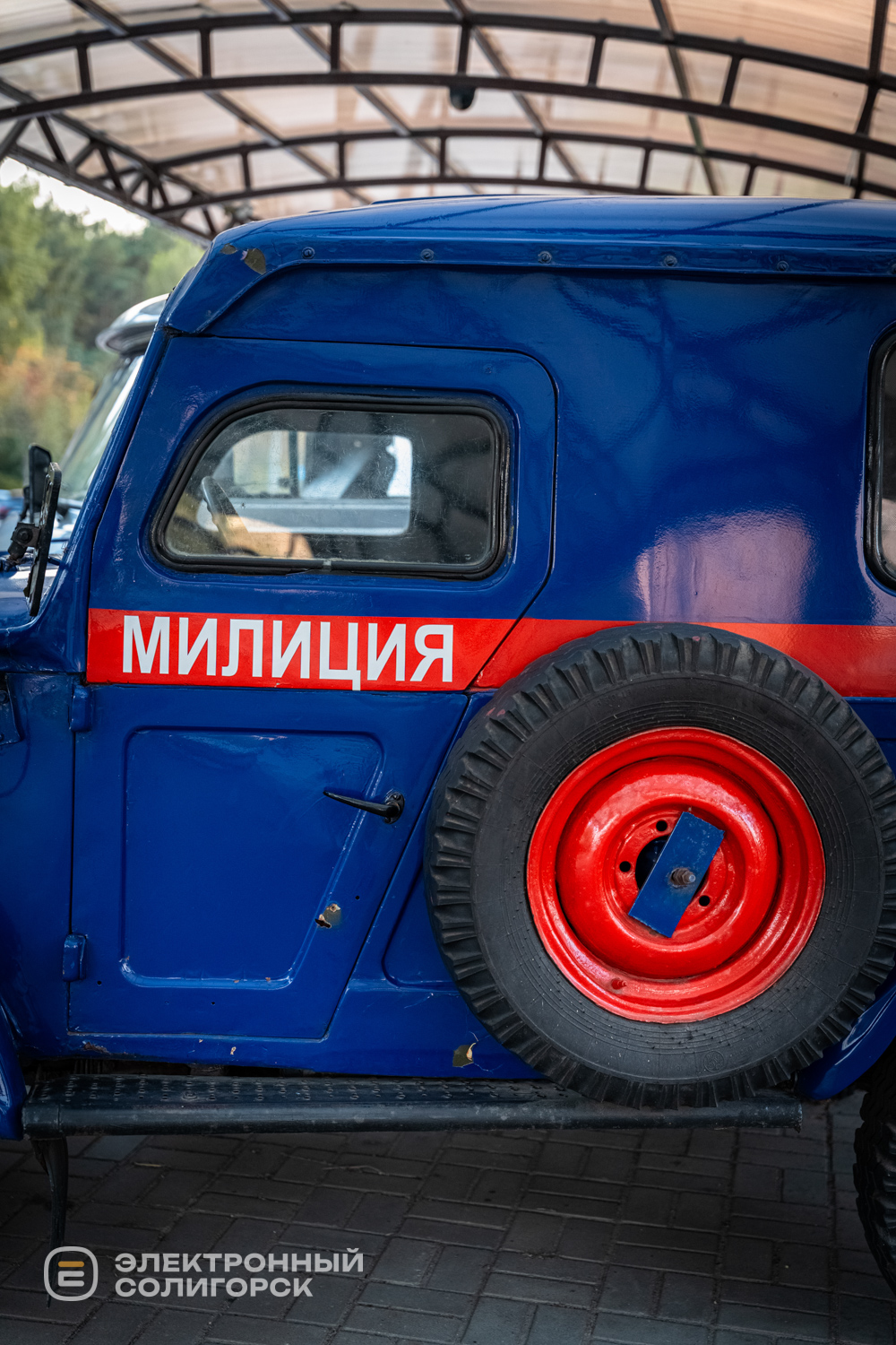 Выставка ретро автомобилей в Солигорске